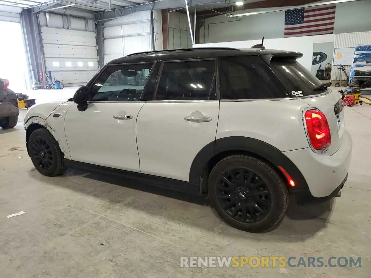 2 Photograph of a damaged car WMWXU1C56K2J02486 MINI COOPER 2019