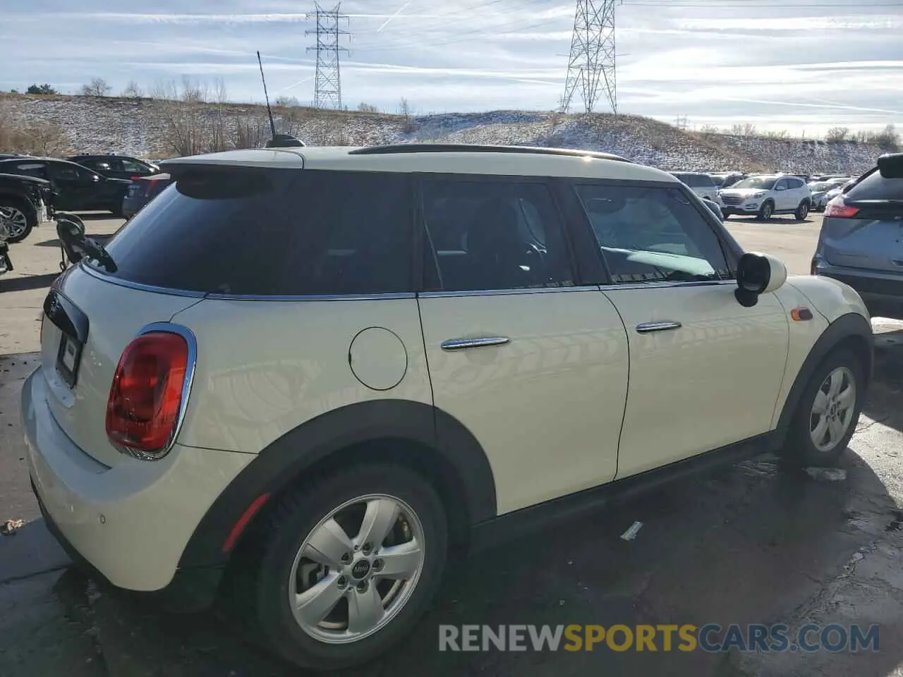 3 Photograph of a damaged car WMWXU1C57K2J01914 MINI COOPER 2019