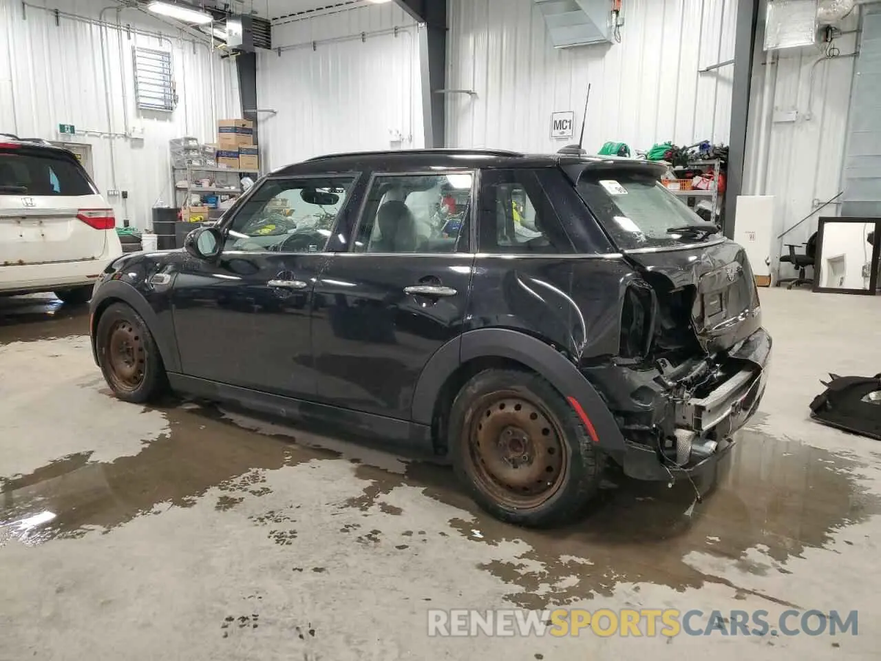 2 Photograph of a damaged car WMWXU1C58K2H74102 MINI COOPER 2019
