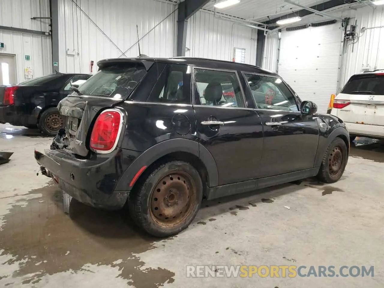 3 Photograph of a damaged car WMWXU1C58K2H74102 MINI COOPER 2019