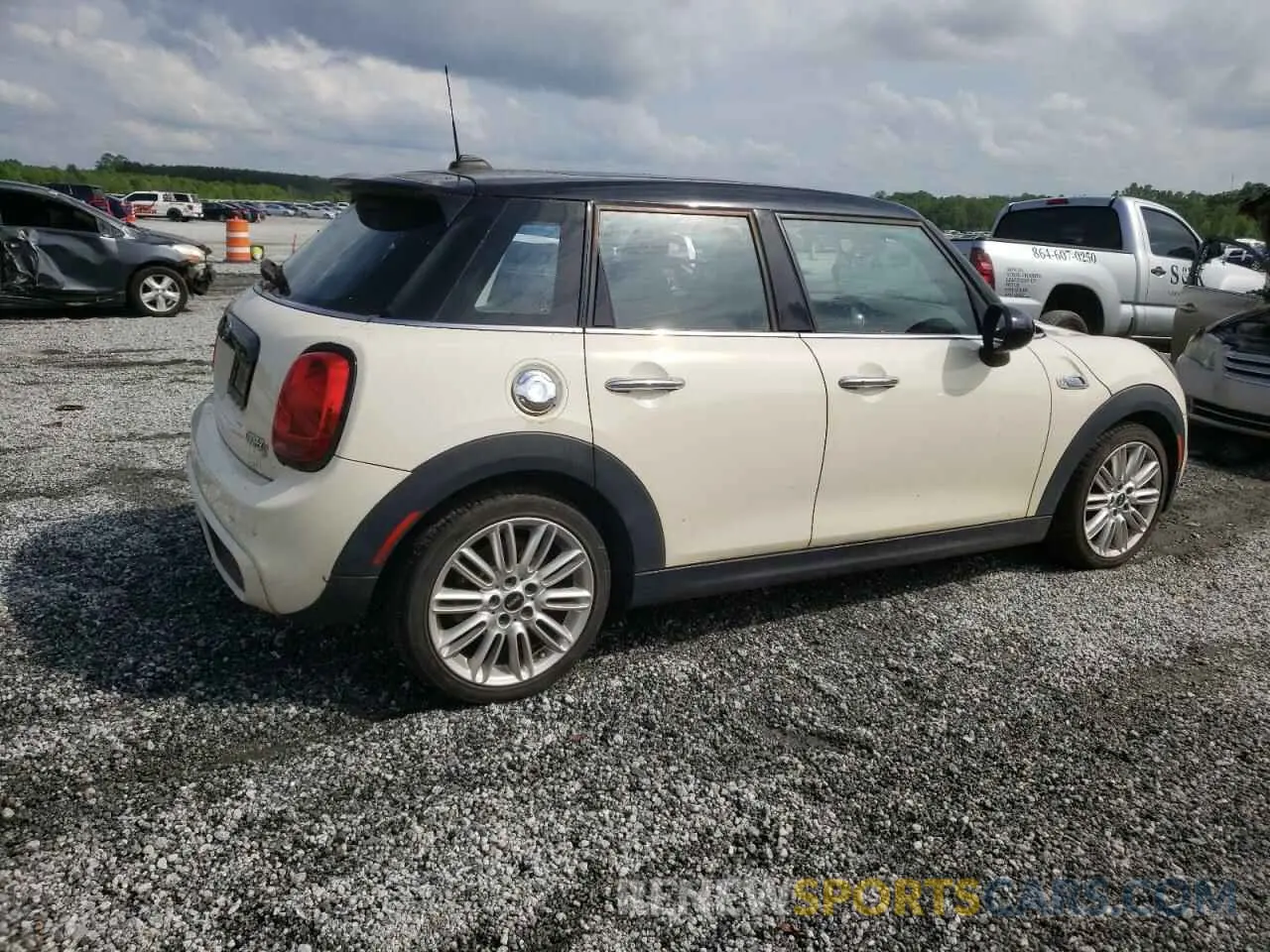 3 Photograph of a damaged car WMWXU3C55K2H89054 MINI COOPER 2019