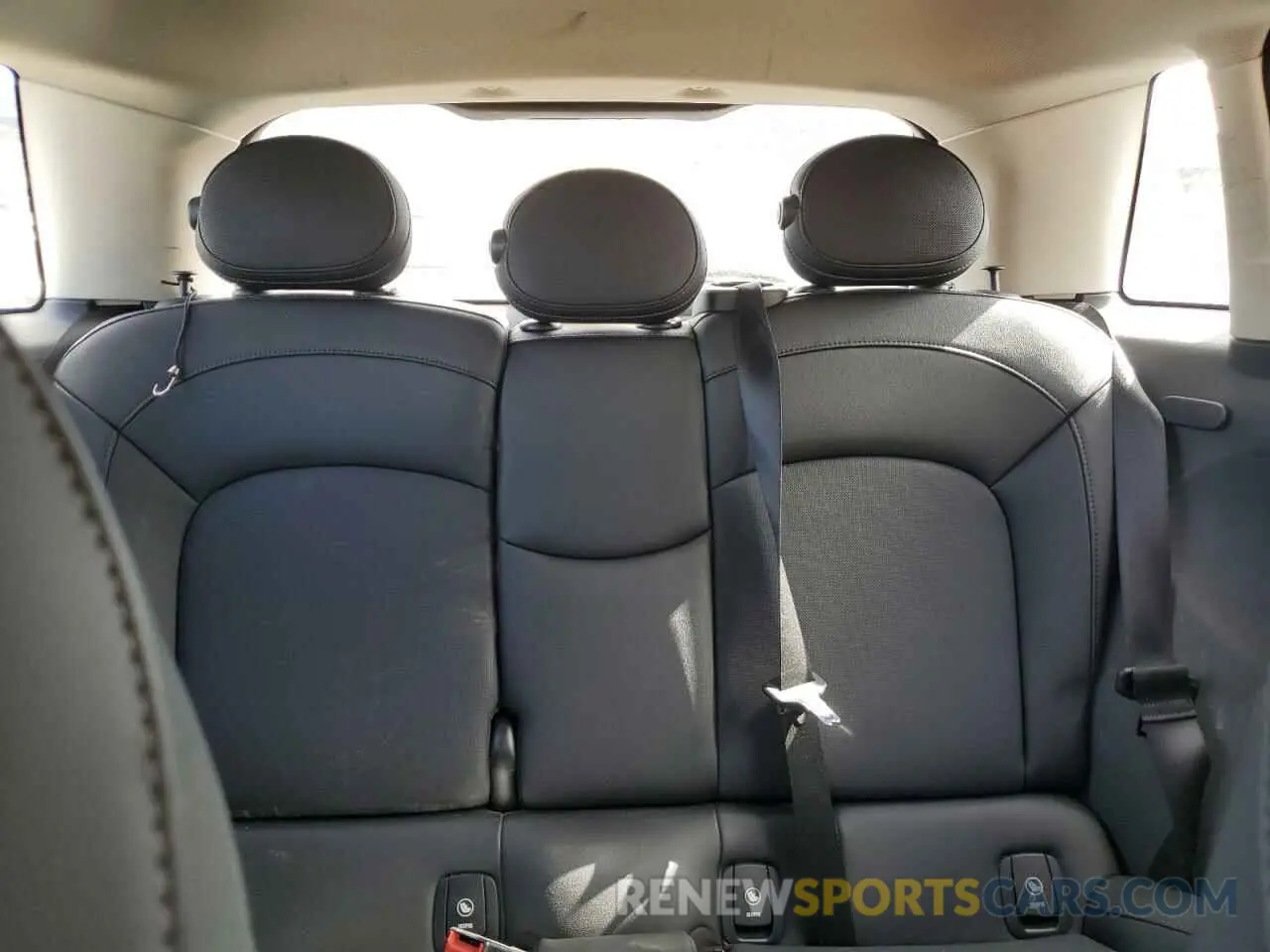 10 Photograph of a damaged car WMWXU3C56K2H86566 MINI COOPER 2019
