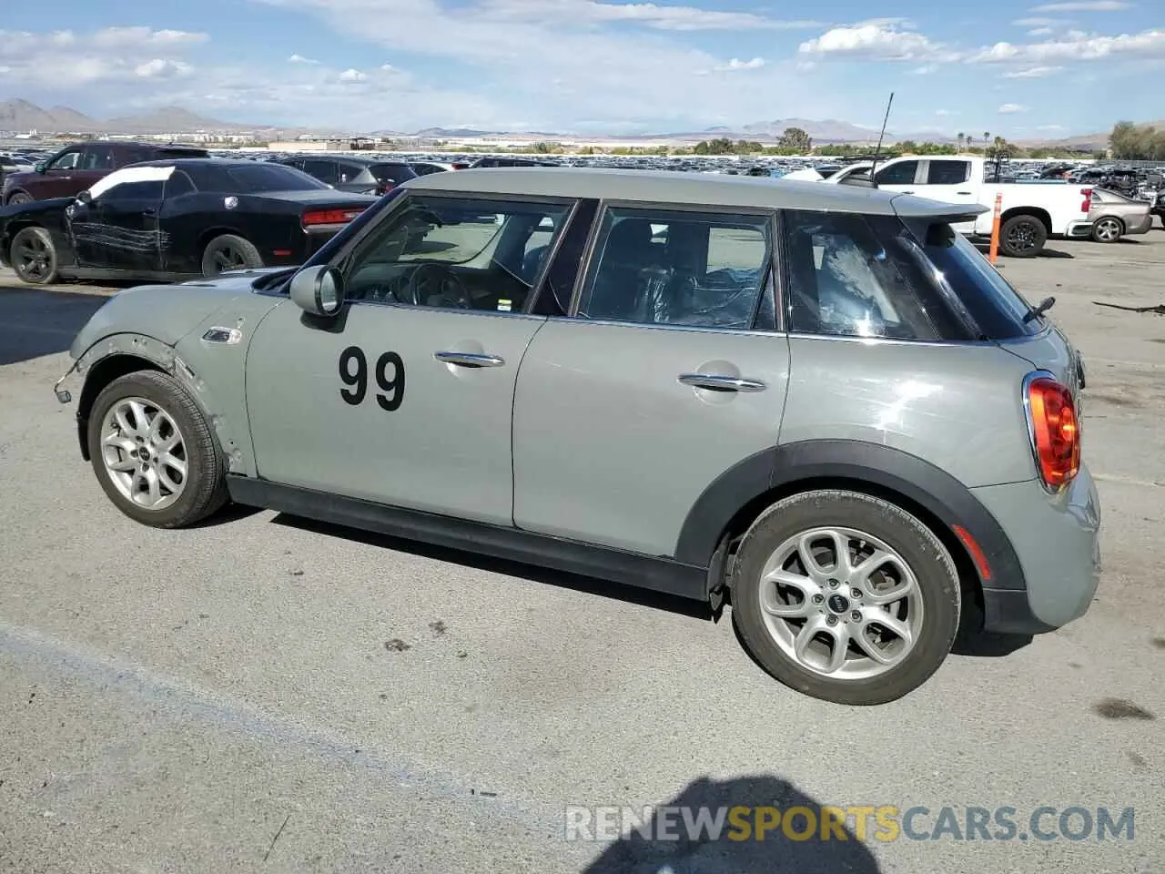 2 Photograph of a damaged car WMWXU3C56K2H86566 MINI COOPER 2019