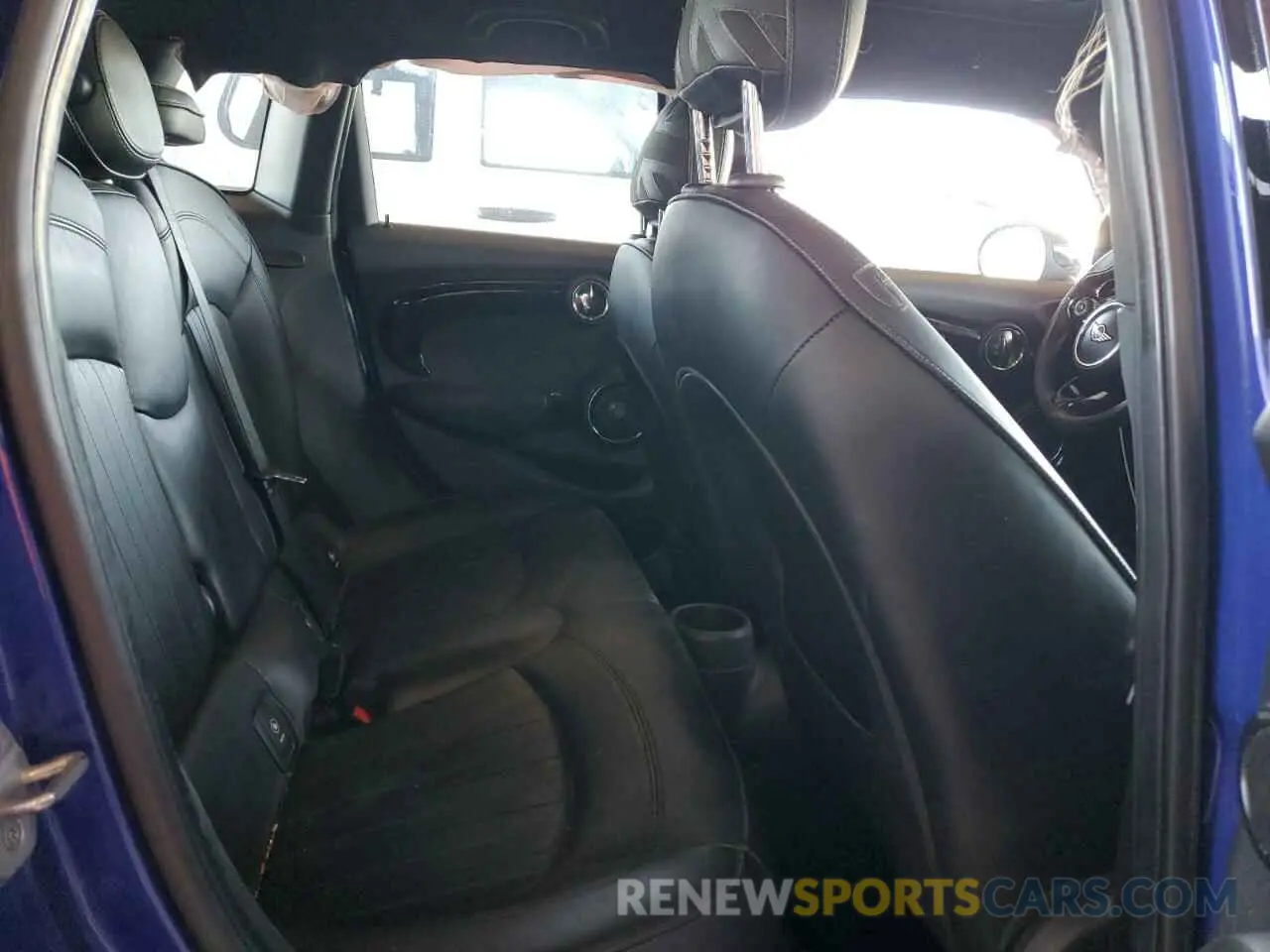 10 Photograph of a damaged car WMWXU3C58K2H55626 MINI COOPER 2019