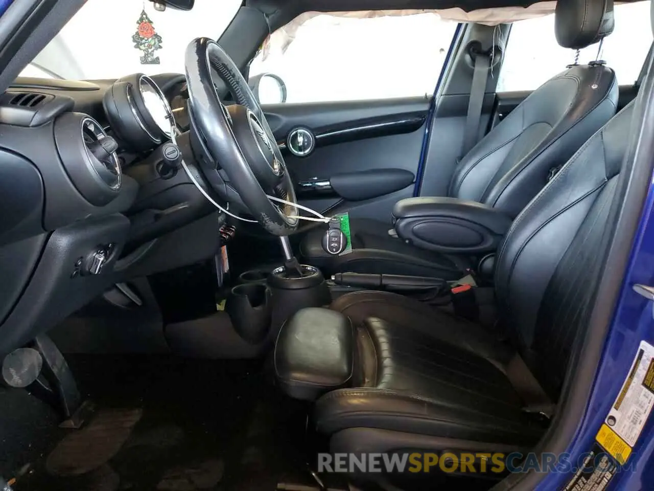 7 Photograph of a damaged car WMWXU3C58K2H55626 MINI COOPER 2019