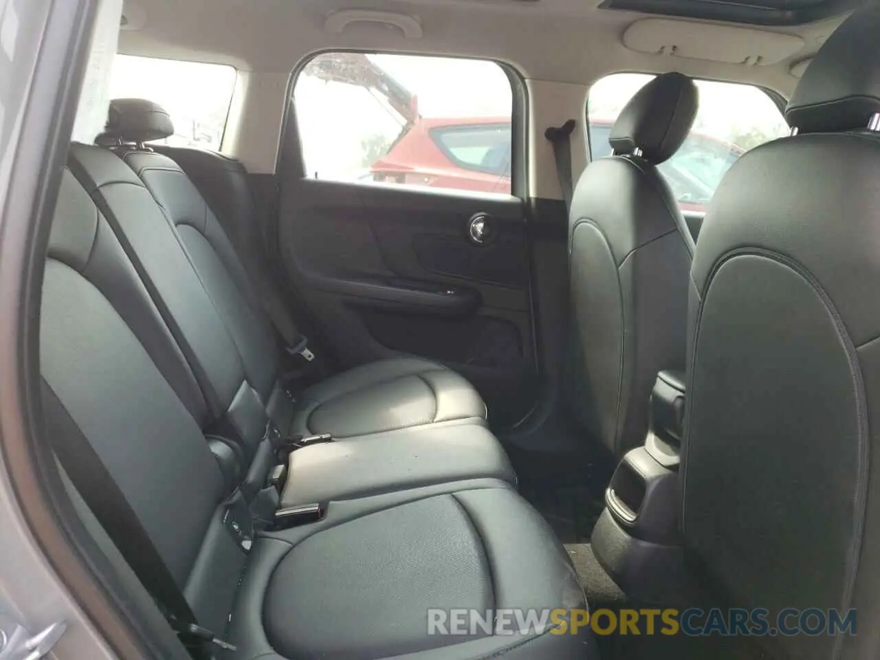 10 Photograph of a damaged car WMZYS7C50K3F45410 MINI COOPER 2019