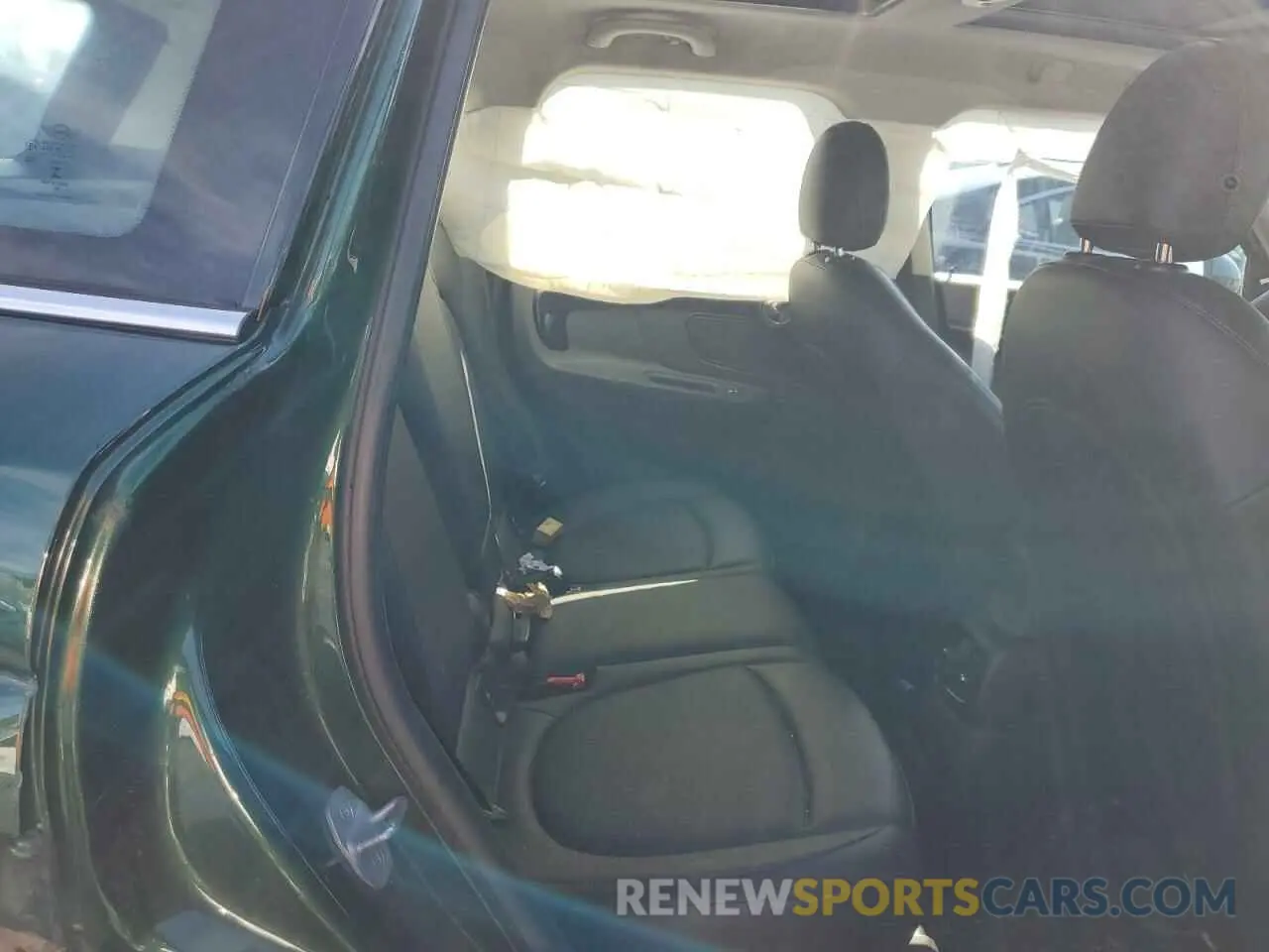 10 Photograph of a damaged car WMZYS7C58K3F46563 MINI COOPER 2019