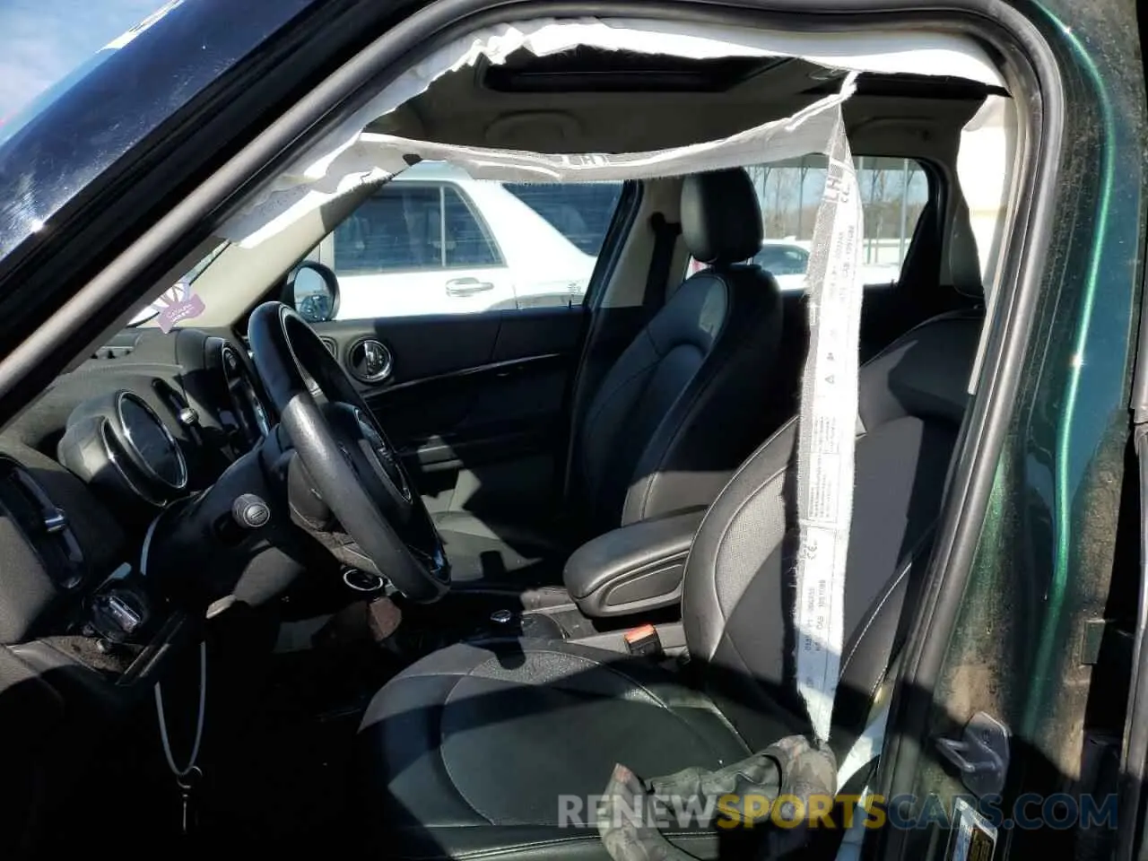 7 Photograph of a damaged car WMZYS7C58K3F46563 MINI COOPER 2019
