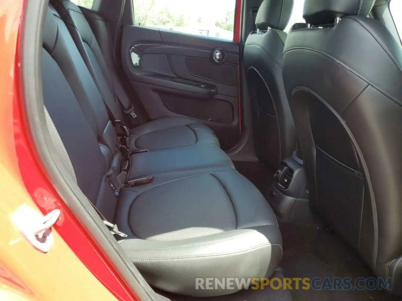 10 Photograph of a damaged car WMZYT3C52K3E95034 MINI COOPER 2019