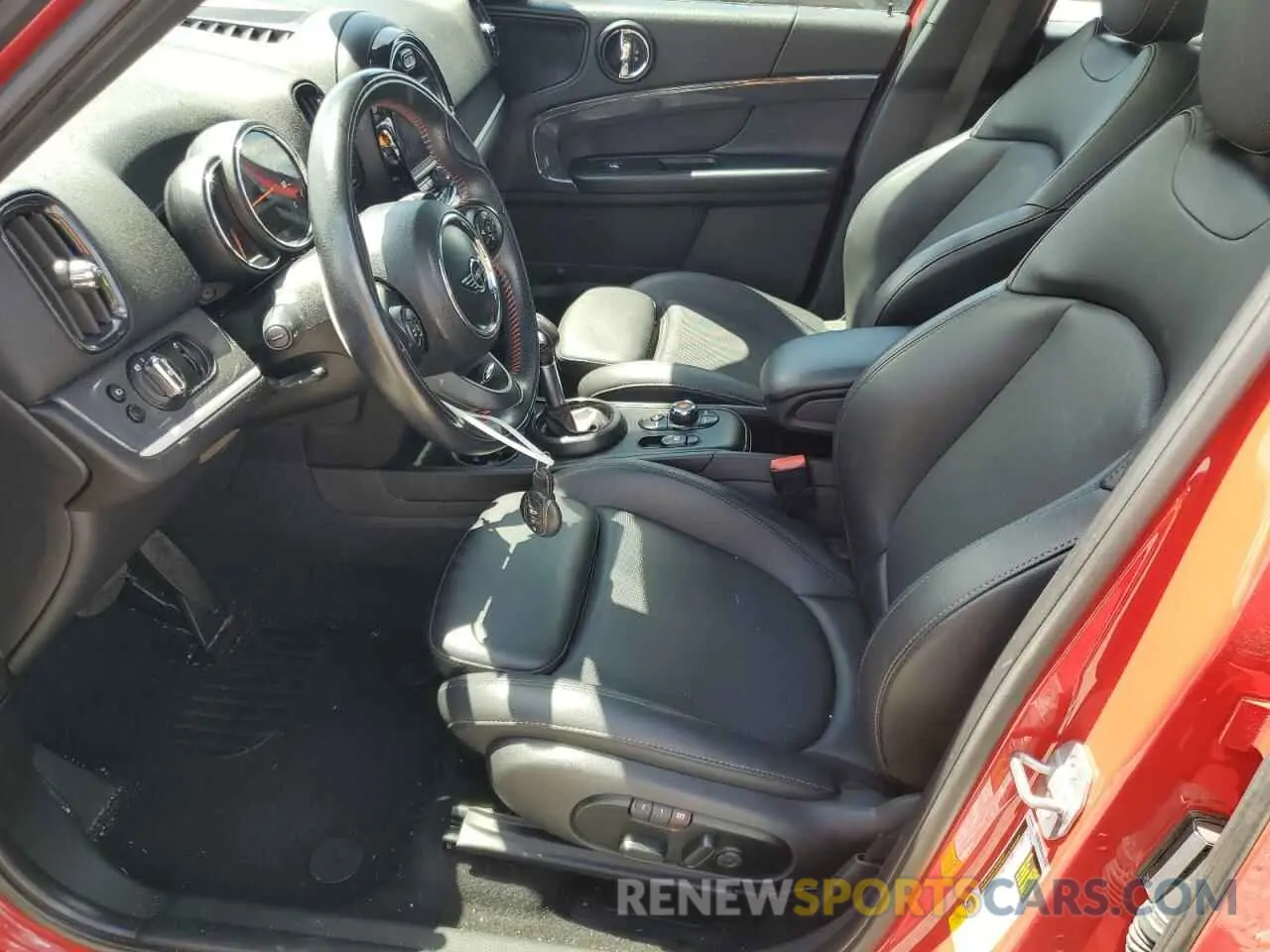 7 Photograph of a damaged car WMZYT3C52K3E95034 MINI COOPER 2019