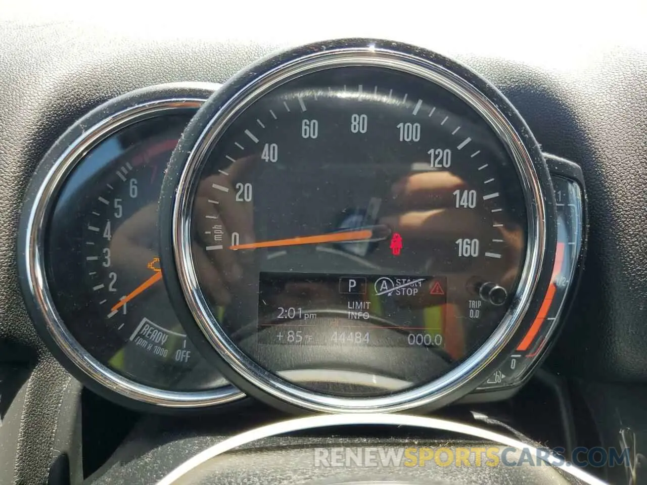 9 Photograph of a damaged car WMZYT3C52K3E95034 MINI COOPER 2019