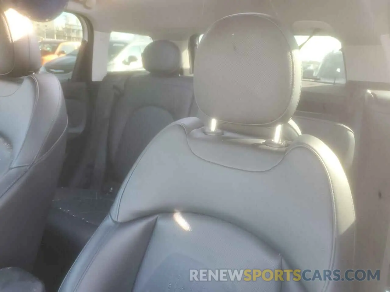 10 Photograph of a damaged car WMZYT3C56K3E94484 MINI COOPER 2019