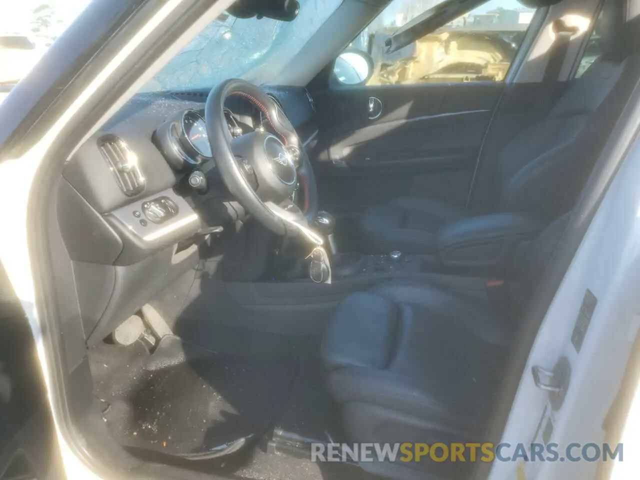 7 Photograph of a damaged car WMZYT3C56K3E94484 MINI COOPER 2019