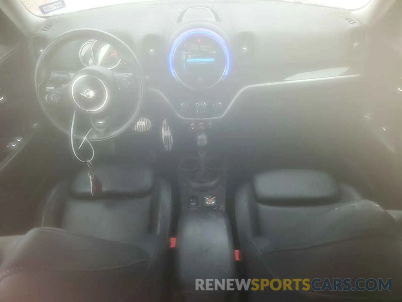 8 Photograph of a damaged car WMZYT3C57K3E95174 MINI COOPER 2019