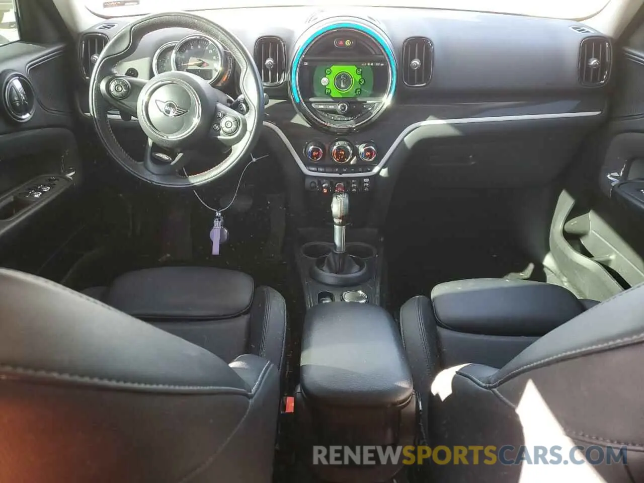 8 Photograph of a damaged car WMZYT5C54K3G90368 MINI COOPER 2019