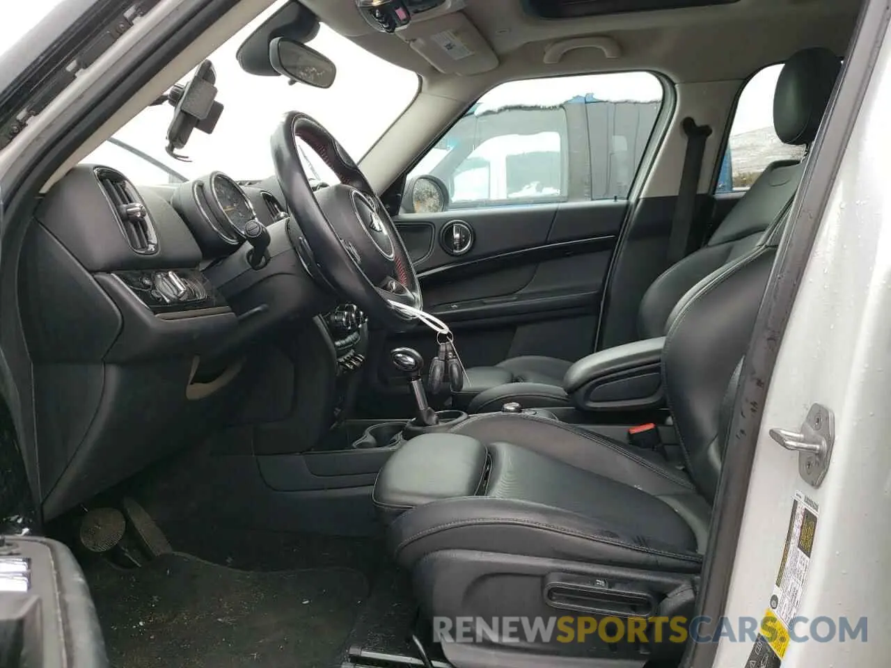 7 Photograph of a damaged car WMZYT5C5XK3G91377 MINI COOPER 2019