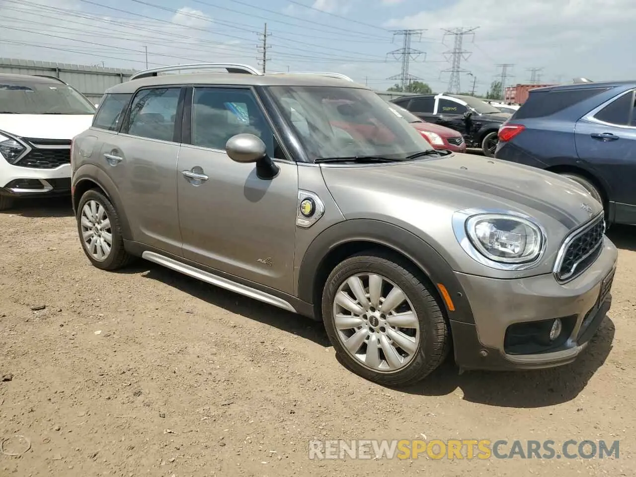 4 Photograph of a damaged car WMZYU7C50K3F94312 MINI COOPER 2019