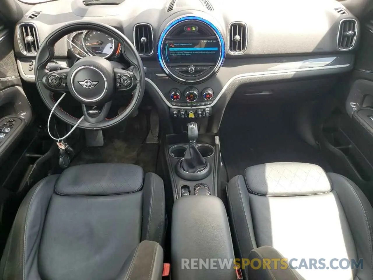 8 Photograph of a damaged car WMZYU7C50K3F94312 MINI COOPER 2019