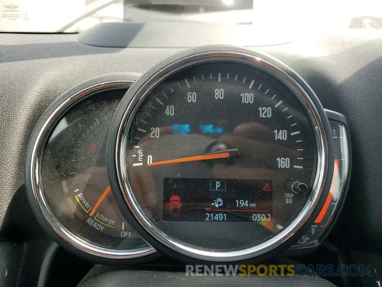 9 Photograph of a damaged car WMZYU7C50K3F94312 MINI COOPER 2019