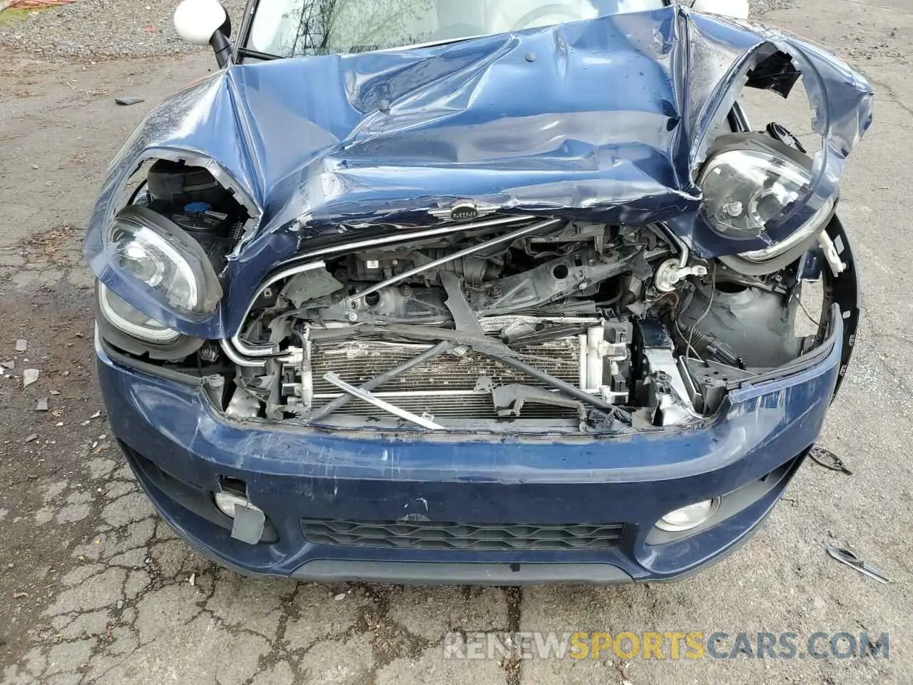 12 Photograph of a damaged car WMZYU7C58K3F93523 MINI COOPER 2019
