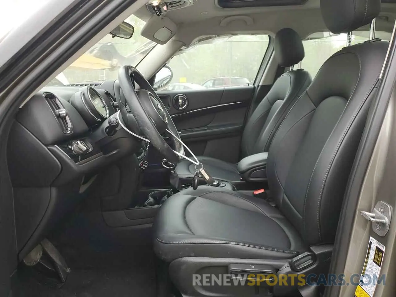 7 Photograph of a damaged car WMZYV5C53K3F57806 MINI COOPER 2019