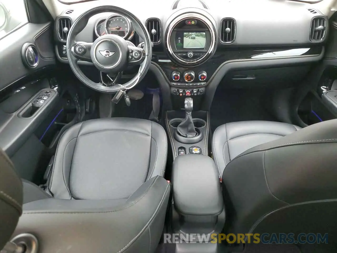8 Photograph of a damaged car WMZYV5C53K3F57806 MINI COOPER 2019