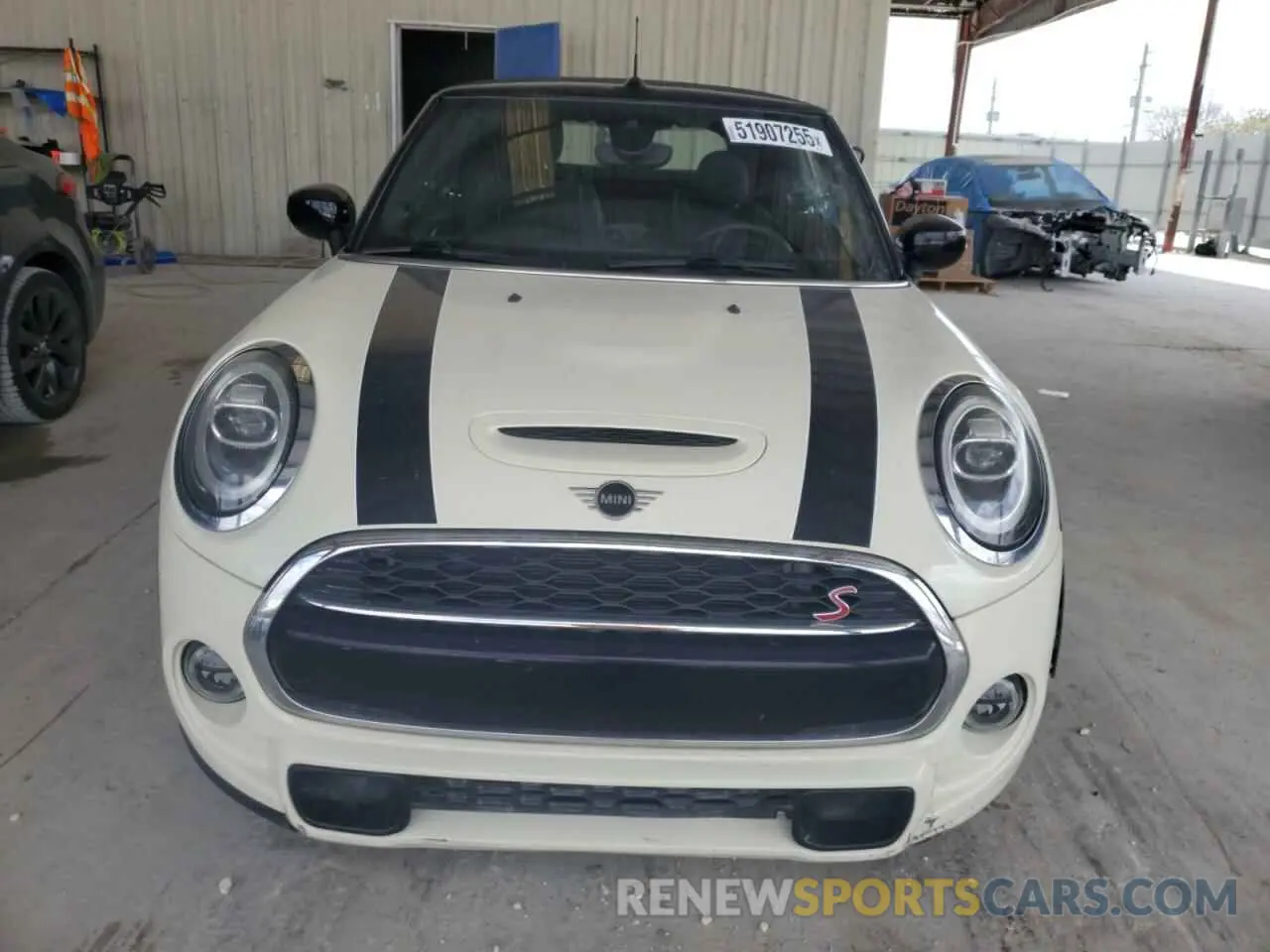 5 Photograph of a damaged car WMWWJ5C02L3L07685 MINI COOPER 2020