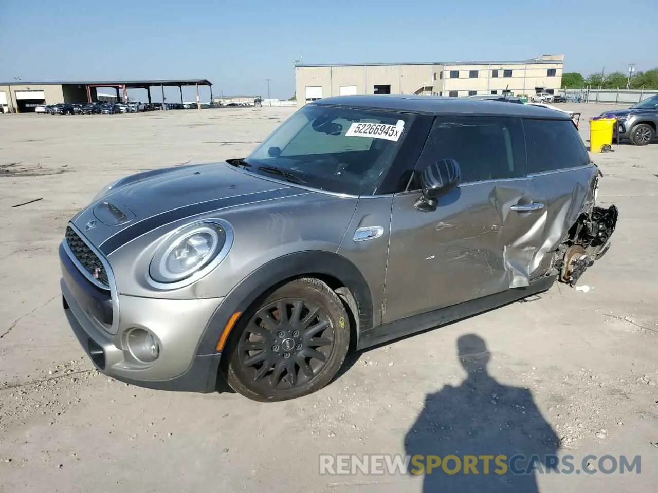 1 Photograph of a damaged car WMWXR5C06L2L49361 MINI COOPER 2020