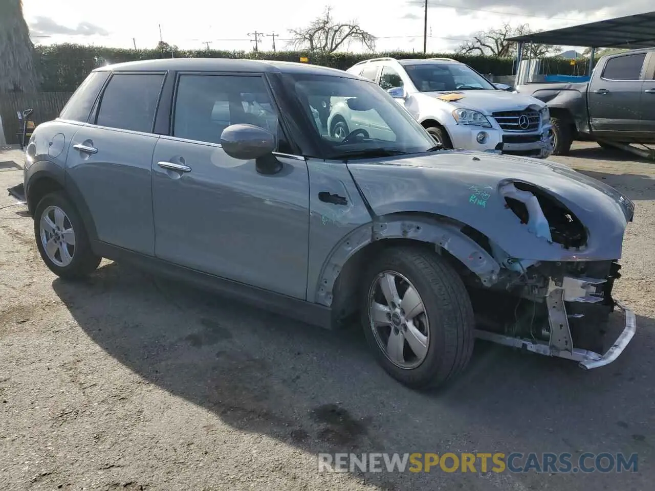 4 Photograph of a damaged car WMWXU7C05L2M27820 MINI COOPER 2020