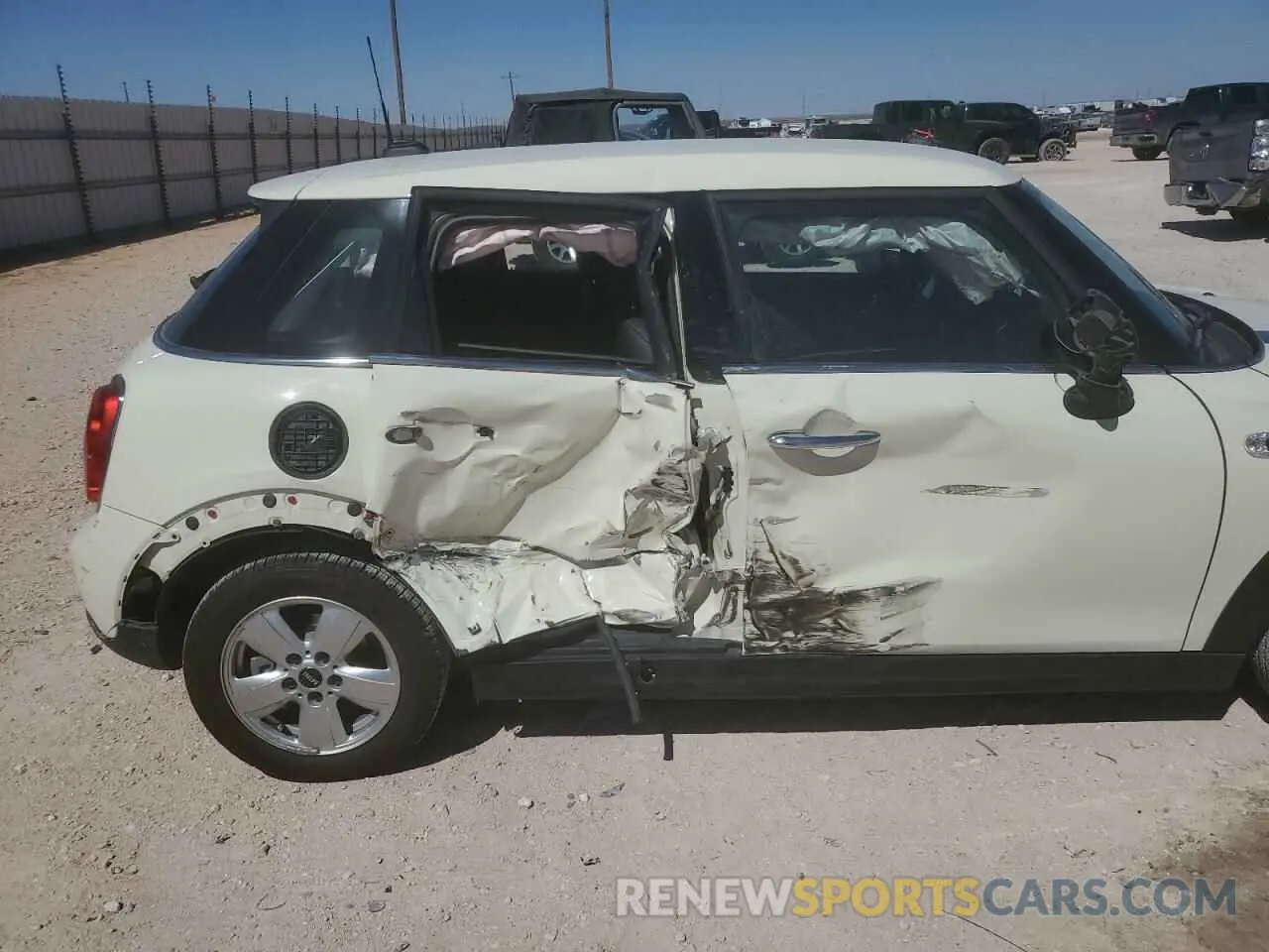 11 Photograph of a damaged car WMWXU7C07L2M47907 MINI COOPER 2020