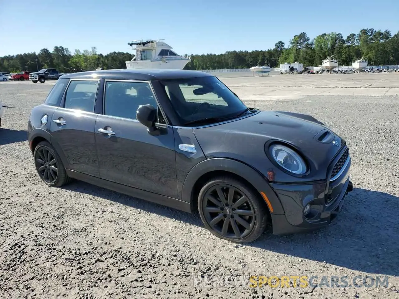 4 Photograph of a damaged car WMWXU9C02L2M29164 MINI COOPER 2020