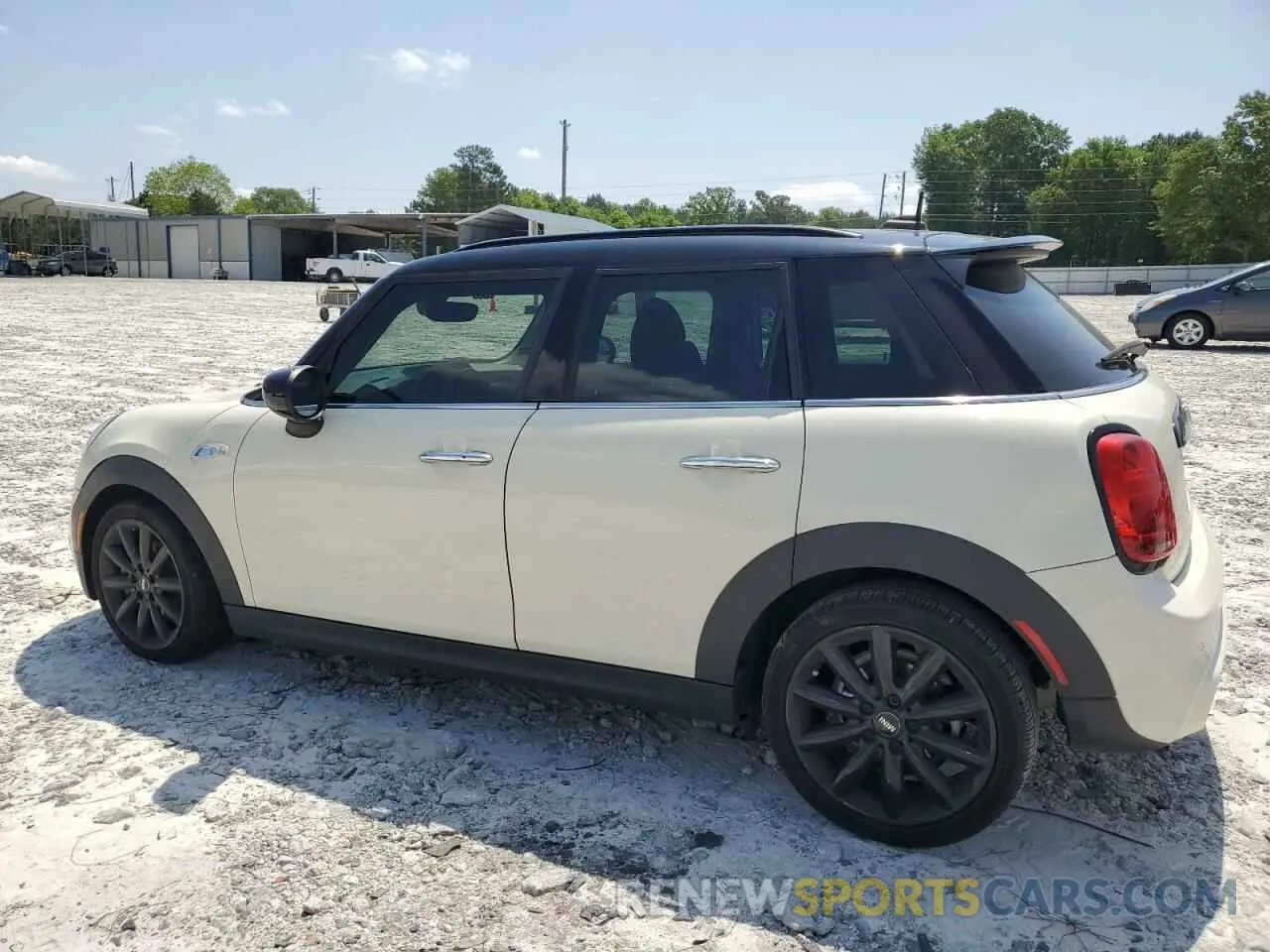2 Photograph of a damaged car WMWXU9C0XL2L96205 MINI COOPER 2020
