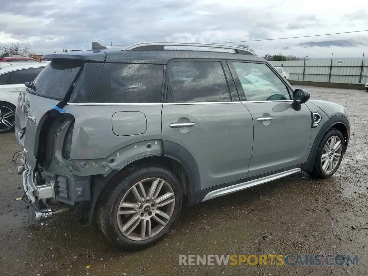 3 Photograph of a damaged car WMZYW7C07L3L38777 MINI COOPER 2020