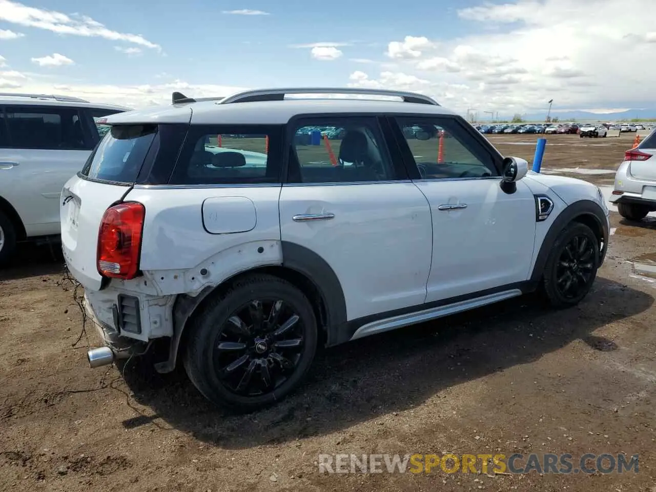 3 Photograph of a damaged car WMZYX1C01L3M15069 MINI COOPER 2020