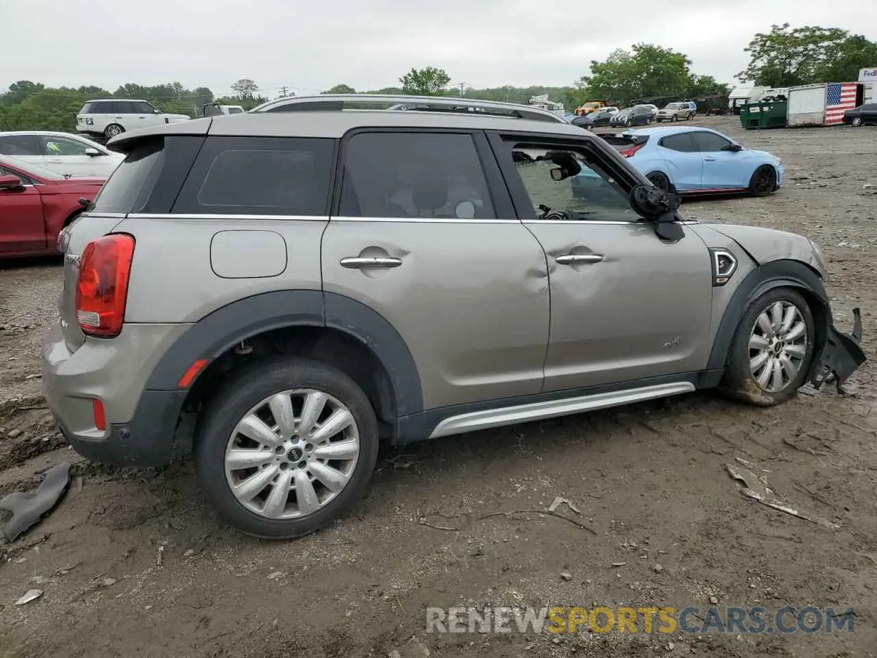 3 Photograph of a damaged car WMZYX1C02L3L13585 MINI COOPER 2020