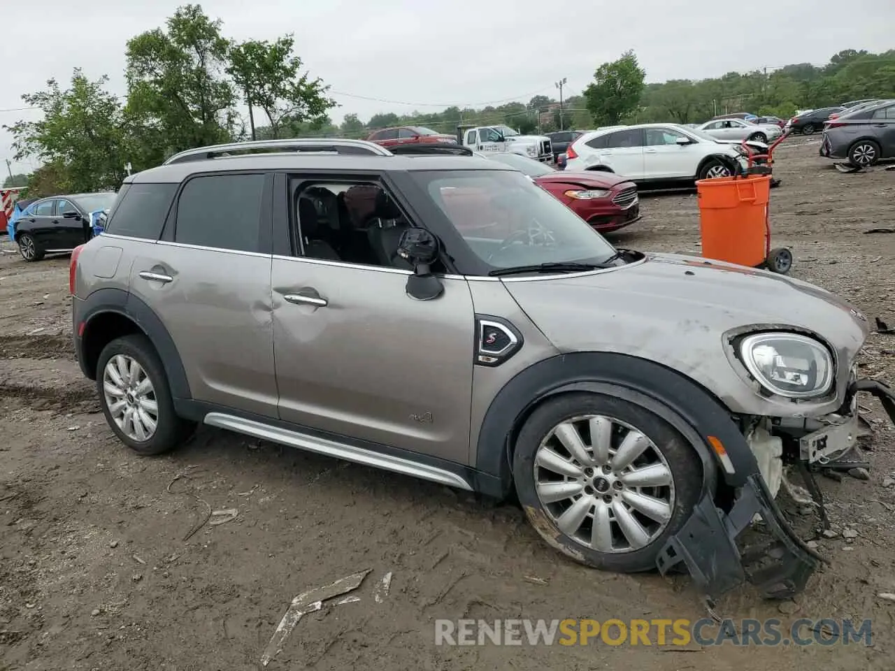 4 Photograph of a damaged car WMZYX1C02L3L13585 MINI COOPER 2020