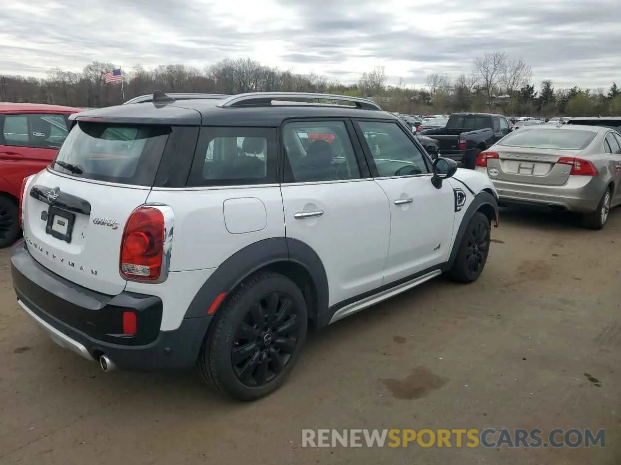 3 Photograph of a damaged car WMZYX1C03L3L28144 MINI COOPER 2020
