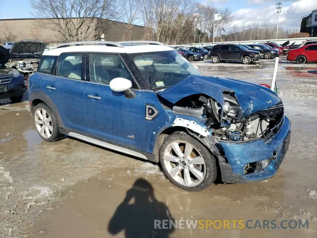 4 Photograph of a damaged car WMZYX1C07L3L31791 MINI COOPER 2020