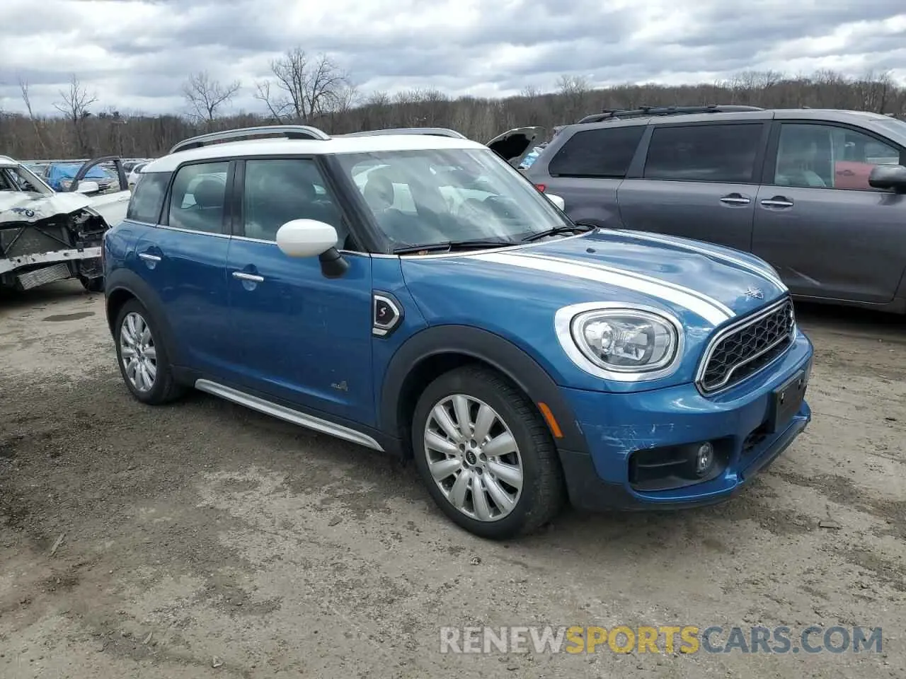 4 Photograph of a damaged car WMZYX1C08L3M03954 MINI COOPER 2020