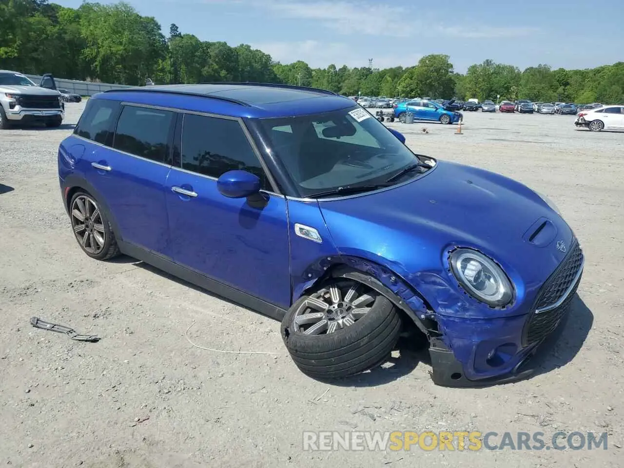 4 Photograph of a damaged car WMWLV7C04M2N49713 MINI COOPER 2021