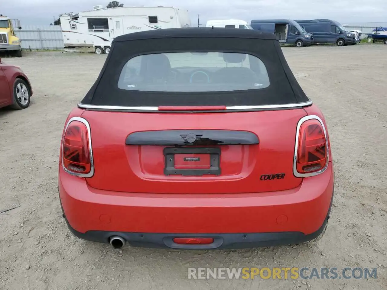 6 Photograph of a damaged car WMWWJ3C01M3M67417 MINI COOPER 2021