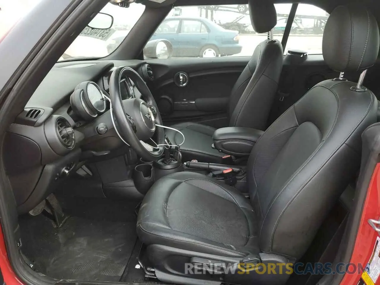 7 Photograph of a damaged car WMWWJ3C01M3M67417 MINI COOPER 2021