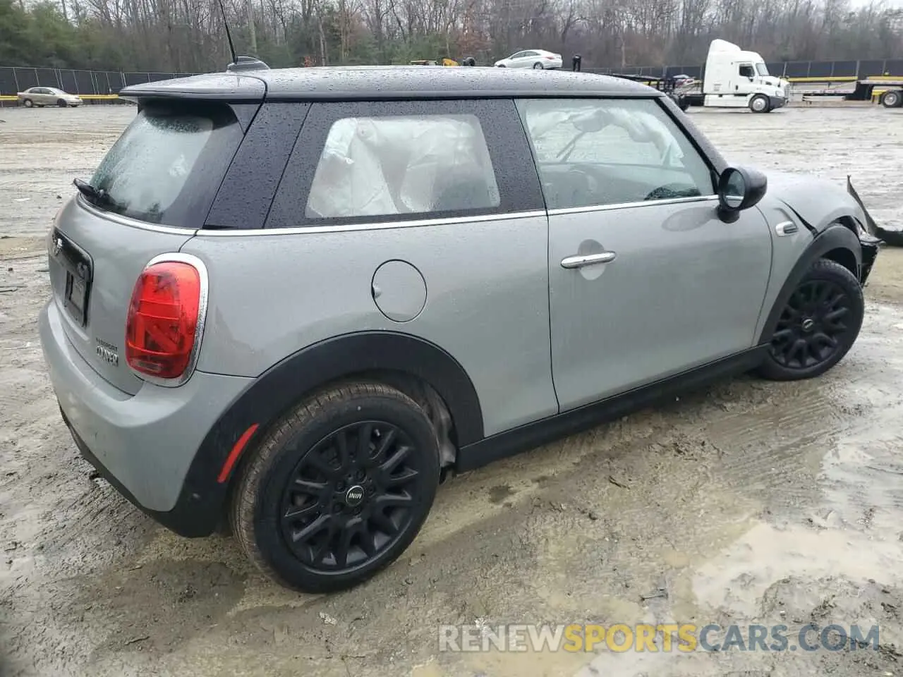 3 Photograph of a damaged car WMWXR3C04M2N98103 MINI COOPER 2021