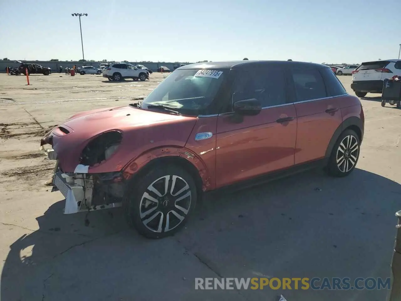 1 Photograph of a damaged car WMWXU9C08M2N29397 MINI COOPER 2021