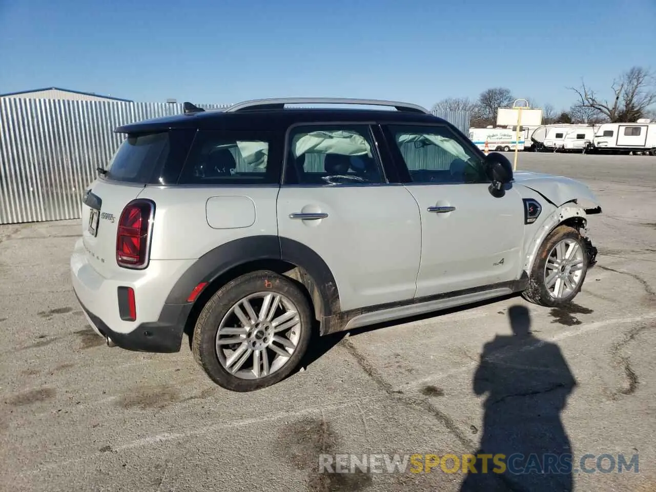 3 Photograph of a damaged car WMZ83BR0XM3N09851 MINI COOPER 2021