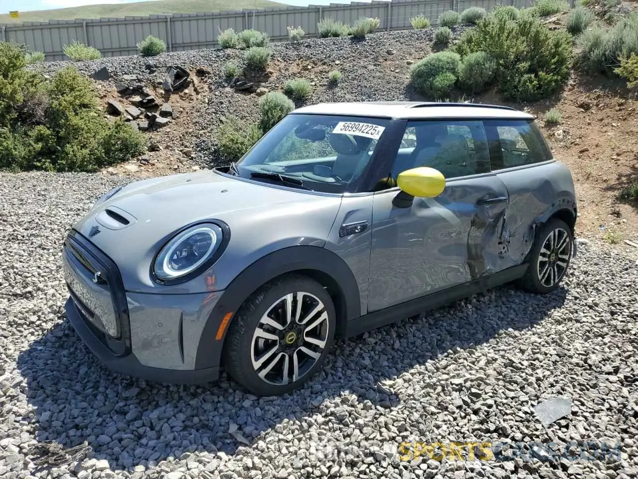 1 Photograph of a damaged car WMW13DJ09N2R90589 MINI COOPER 2022