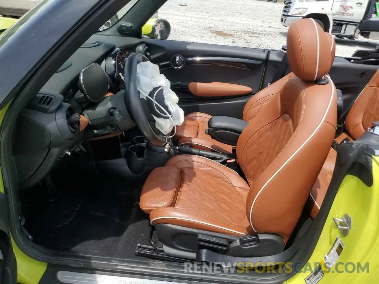 7 Photograph of a damaged car WMW43DL0XN3P09016 MINI COOPER 2022