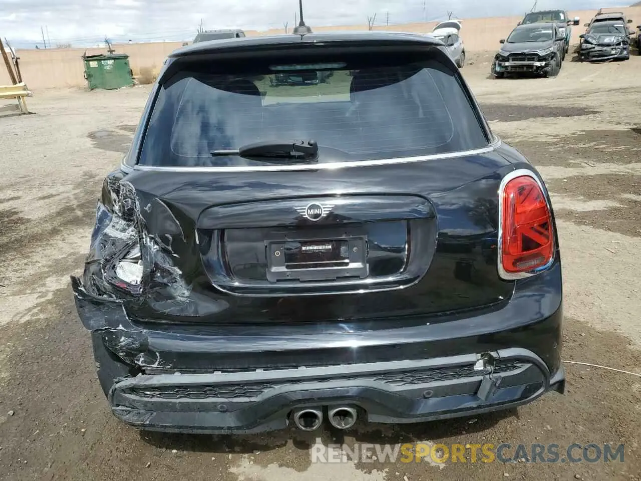 6 Photograph of a damaged car WMW53DK04N2R07019 MINI COOPER 2022