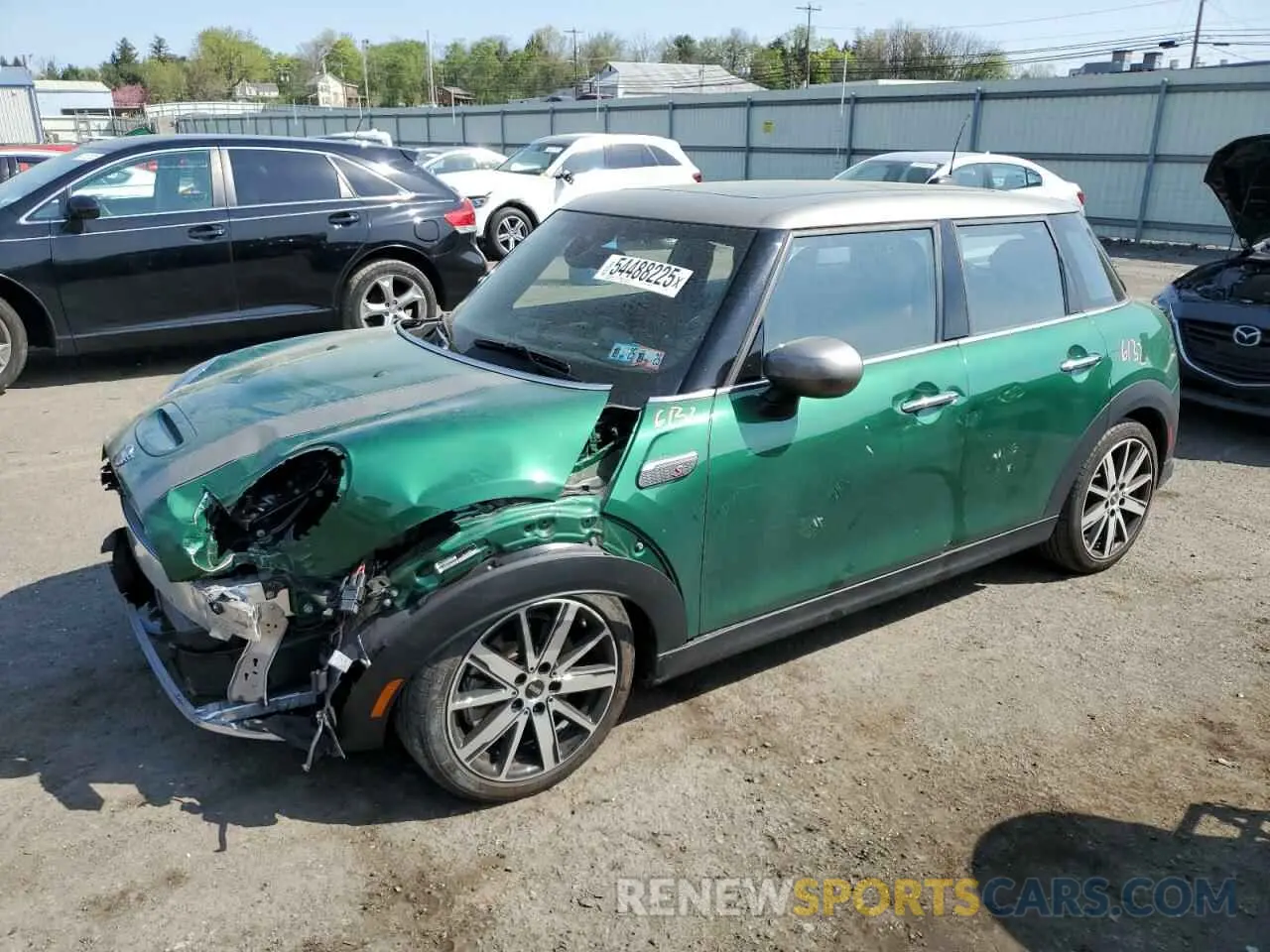 1 Photograph of a damaged car WMW53DK0XN2R31664 MINI COOPER 2022