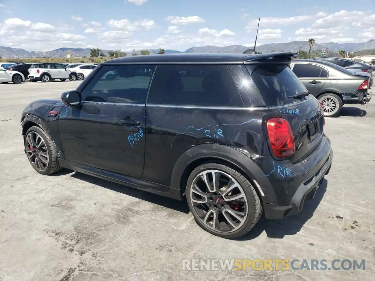 2 Photograph of a damaged car WMW73DH05N2R11130 MINI COOPER 2022